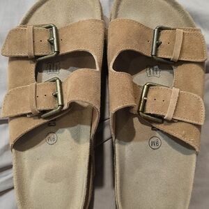 Women's Tan Suede Platform Sandals